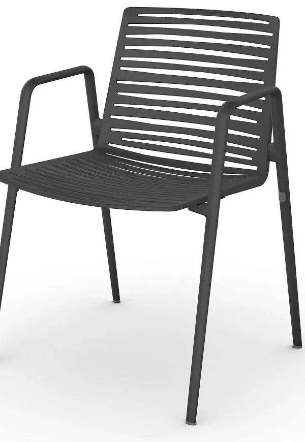 Fantastiskt fin karmstol i aluminium från Fast Design.