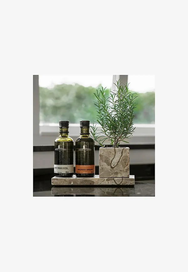 Otroligt fin förvaringslåda i svart från Zelected by Houze.