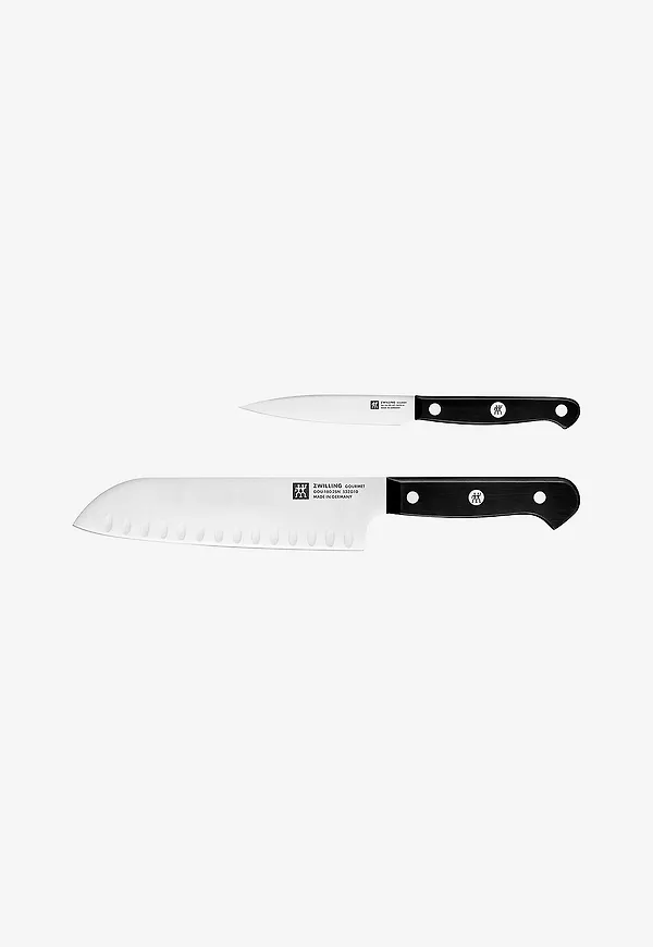 Svart ZWILLING-santokukniv i söt modell.