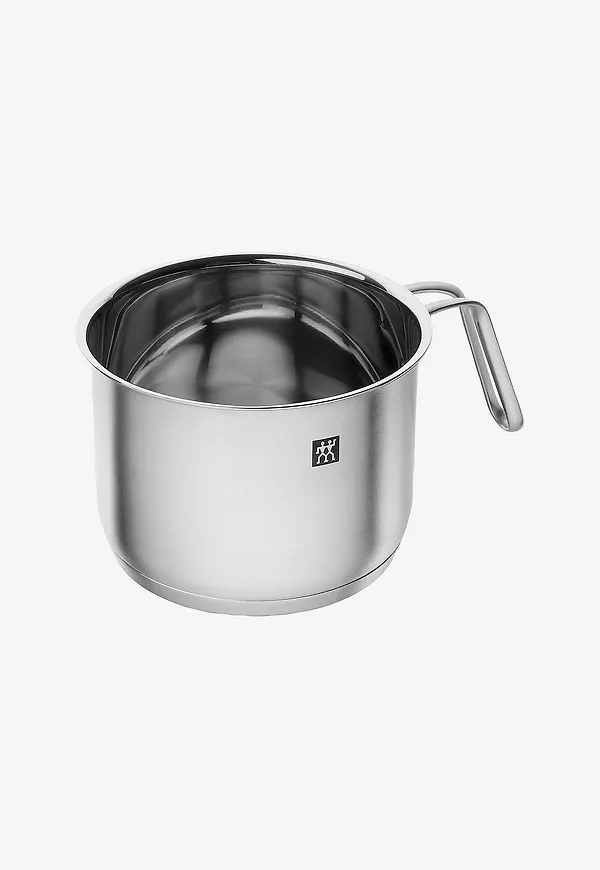 Silver ZWILLING-sauteuse i smickrande modell.