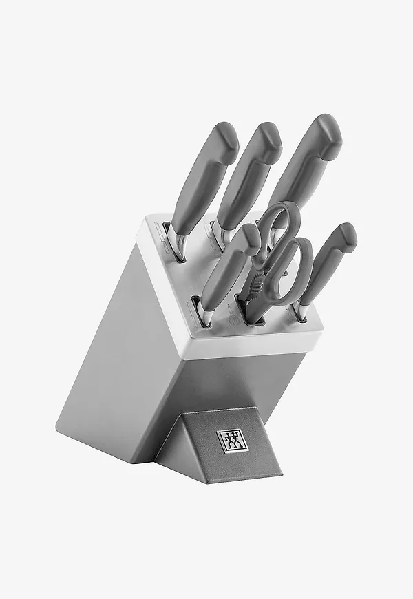 Grå ZWILLING-kockkniv i cool modell.
