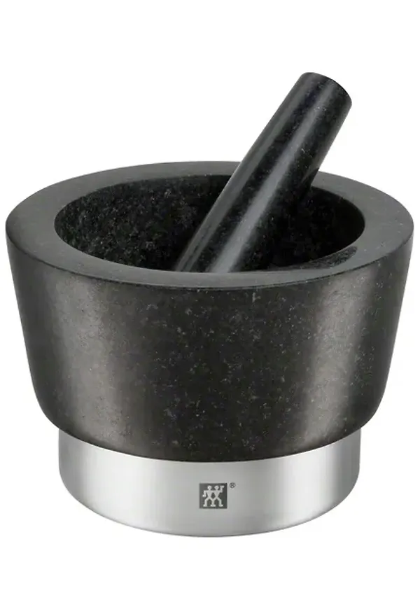 Silverfärgad ZWILLING-mortel i fin modell.